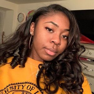 Meet your Posher, Jené